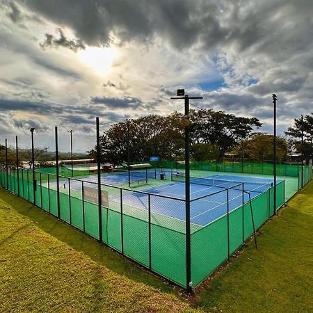 Cr Mariposa Rentals Comfortable Penthouse, Ac, Pool, Gym, Tennis Santa Ana  Eksteriør billede