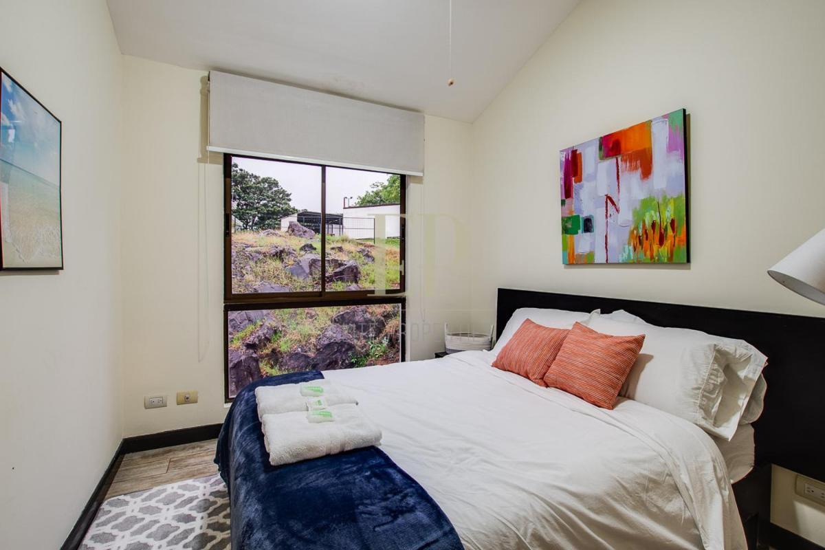 Cr Mariposa Rentals Comfortable Penthouse, Ac, Pool, Gym, Tennis Santa Ana  Eksteriør billede