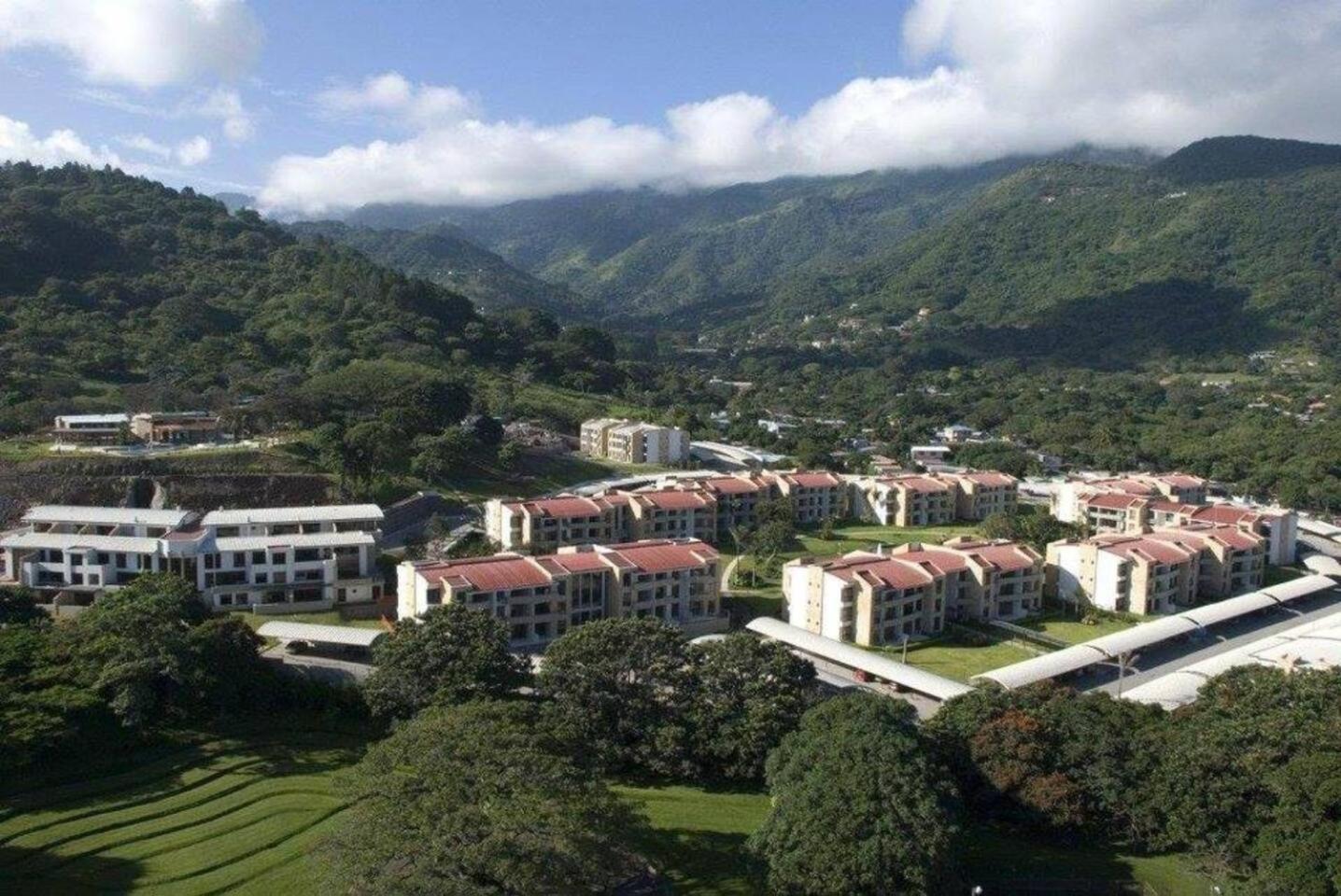 Cr Mariposa Rentals Comfortable Penthouse, Ac, Pool, Gym, Tennis Santa Ana  Eksteriør billede